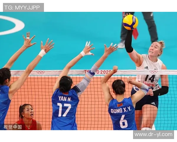 2010年中国篮球队与美国队激战回顾：历史性对决与精彩瞬间解析