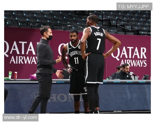 骑士队与勇士队常规赛激战回顾球星表现与战术分析全景呈现