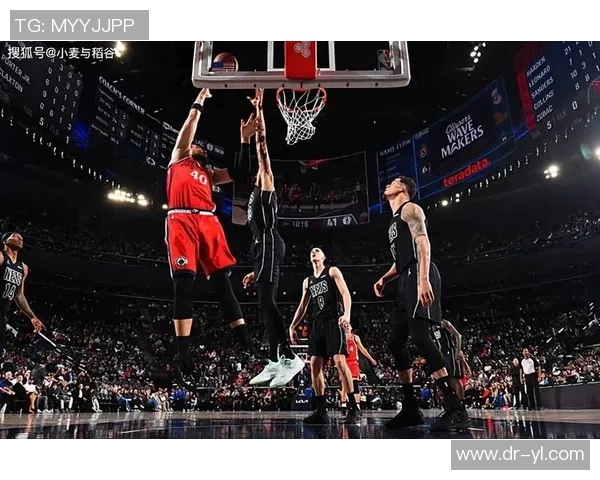 竞赛观感太糟糕了！快船内线支柱的下滑起伏显着偏大了一些？